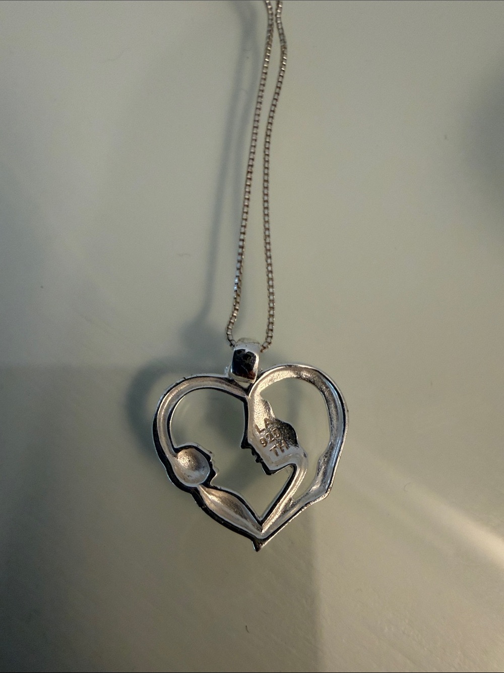 Beautiful Sterling Silver Mother/Child Heart Pendant Necklace, 925 - Picture 5 of 6